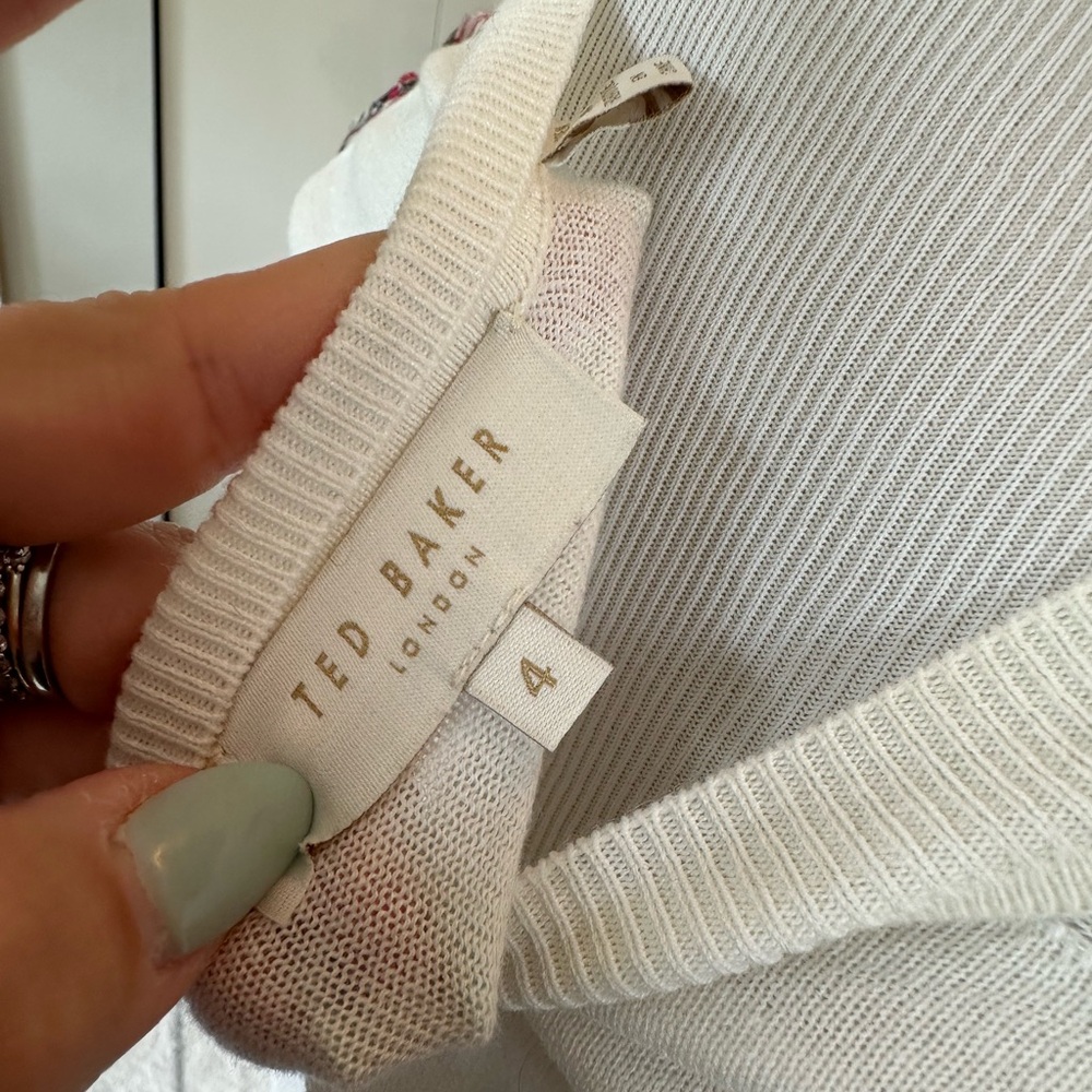 EUC Ted Baker London Silk Blend Floral Sweater - Picture 5 of 9